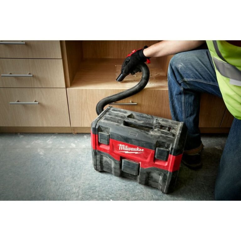 Milwaukee 0880-20 M18 Cordless Wet/Dry Vacuum