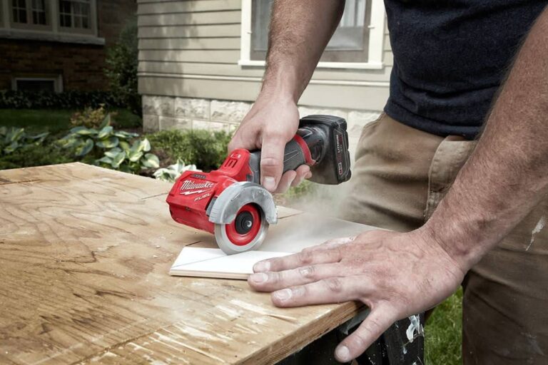 Milwaukee 2522-20 M12 FUEL 3″ Compact Cut Off Tool, Tool Only
