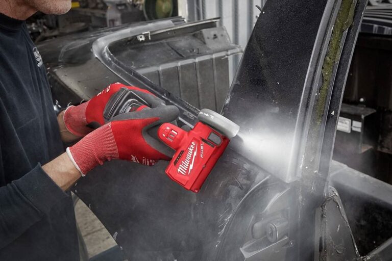 Milwaukee 2522-20 M12 FUEL 3″ Compact Cut Off Tool, Tool Only