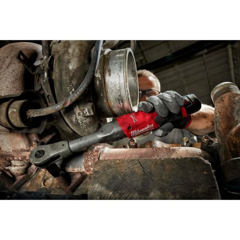 Milwaukee 2560-20 M12 FUEL 3/8″ Extended Reach Ratchet, Tool Only
