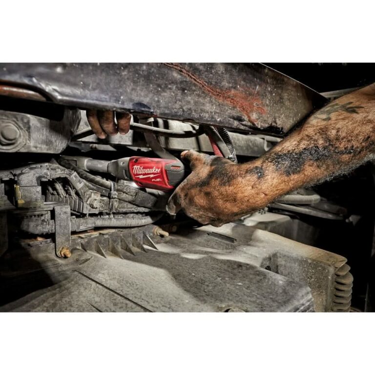 Milwaukee 2560-20 M12 FUEL 3/8″ Extended Reach Ratchet, Tool Only