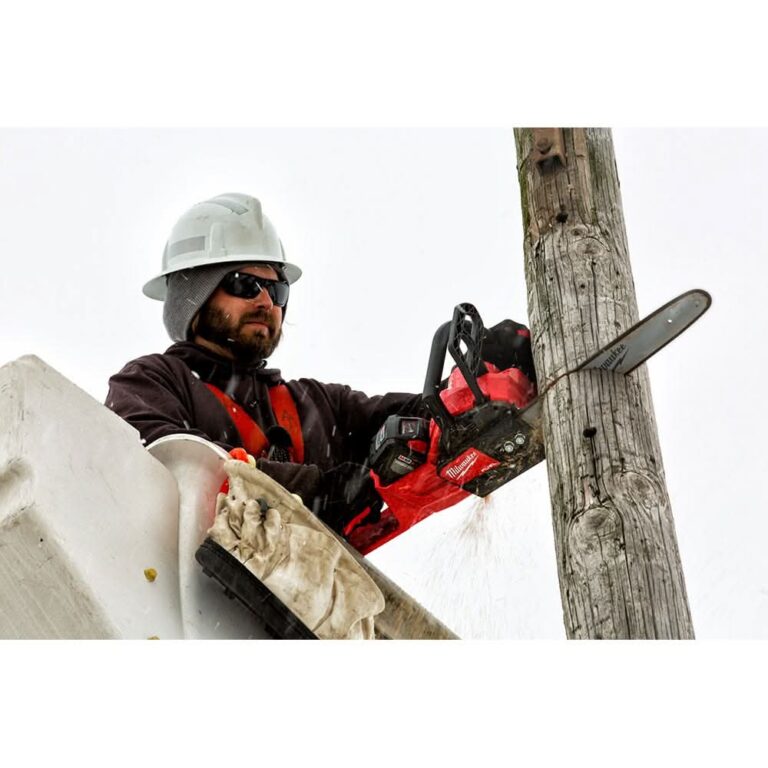 Milwaukee 2727-20C M18 FUEL 14-Inch Chainsaw, Tool Only