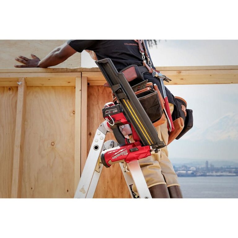 Milwaukee 48-08-2744 M18 FUEL 21-Degree Framing Nailer Extended Capacity Magazine