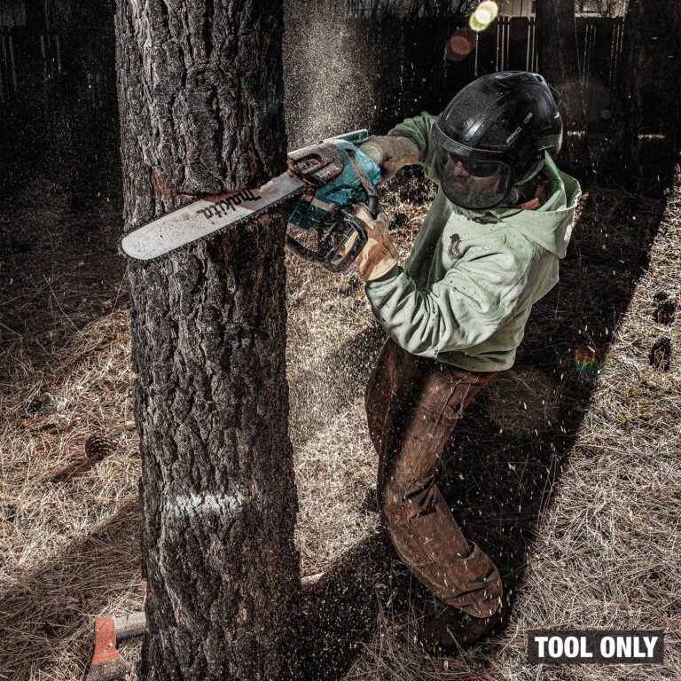 Makita GCU08Z 40V max XGT Brushless 20-in. Chain Saw, Tool Only