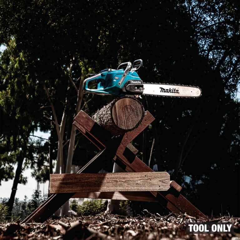 Makita GCU08Z 40V max XGT Brushless 20-in. Chain Saw, Tool Only