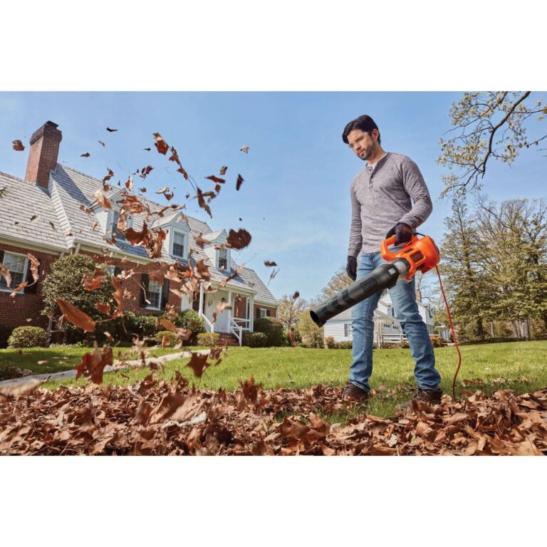 Black & Decker BEBL750 Corded 9 Amp 450 CFM Axial Leaf Blower