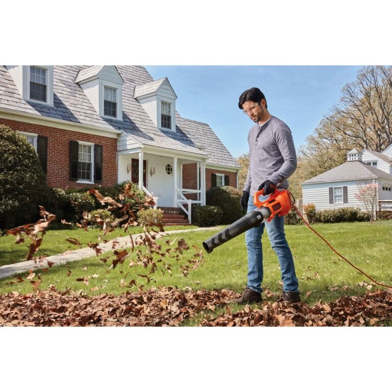 Black & Decker BEBL750 Corded 9 Amp 450 CFM Axial Leaf Blower