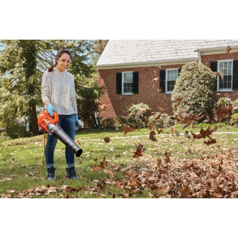 Black & Decker BEBL750 Corded 9 Amp 450 CFM Axial Leaf Blower