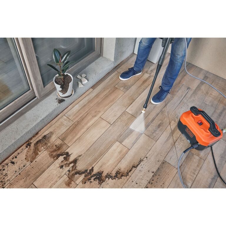 Black & Decker BEPW1600 Corded 1600 PSI 1.2 GPM Cold Water Electric Pressure Washer