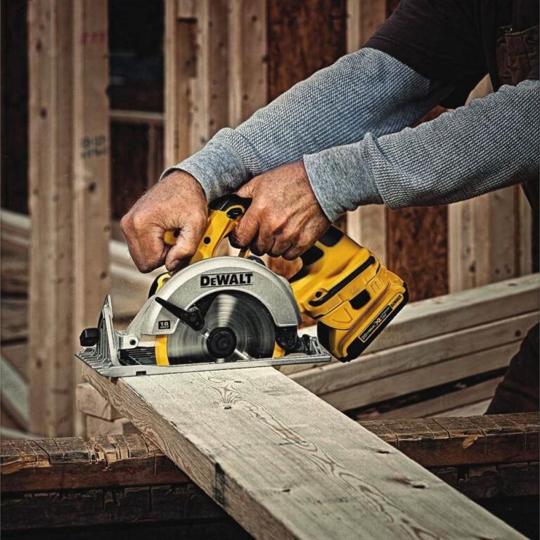 DeWalt DCA2203C 18V to 20V Battery Adapter Kit w/ (2) 2.0Ah Batteries