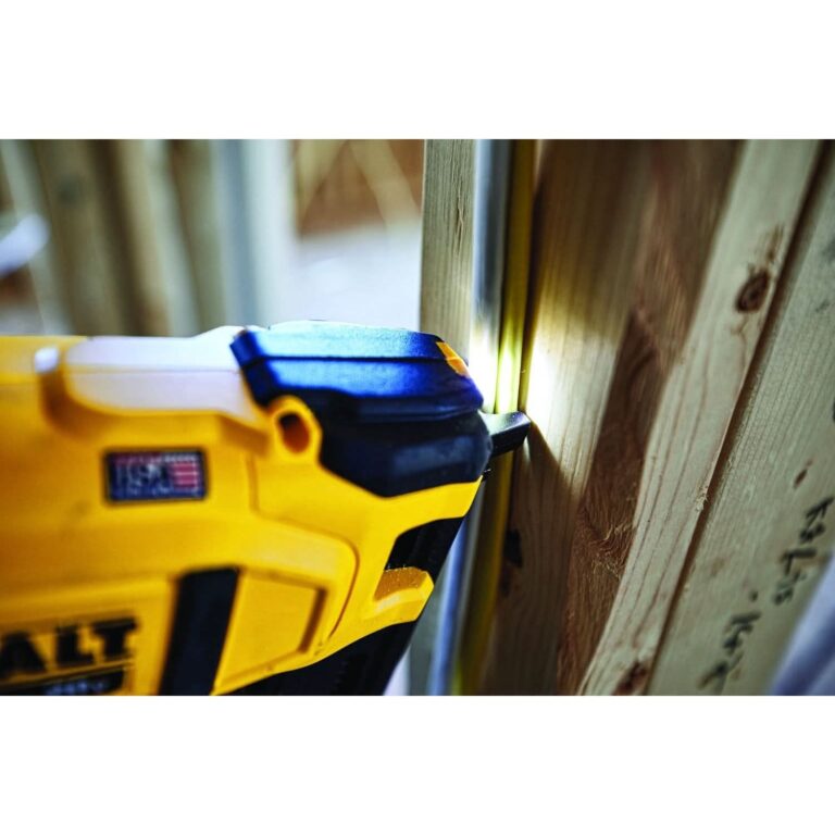 DeWalt DCN701D1 20V MAX Cordless Electrician Cable Stapler 2.0Ah Kit