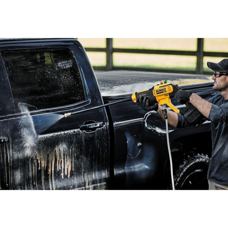 DeWALT DCPW550B 20V MAX 550-PSI Cordless Power Cleaner – Tool Only