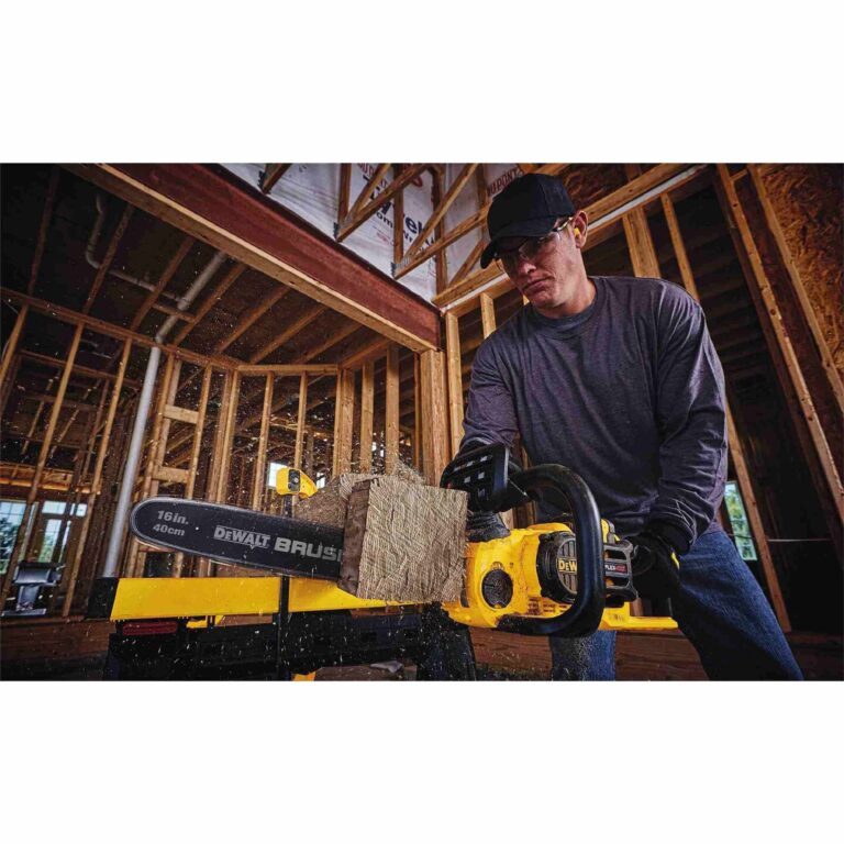 Dewalt DCCS670X1 FLEXVOLT60V MAX Brushless Chainsaw 3.0Ah Kit