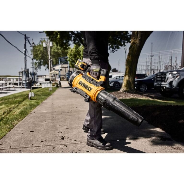 DeWalt DCBL777Y1 60V MAX High Power Brushless Blower 12.0Ah Kit
