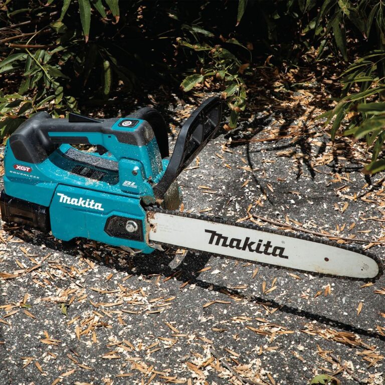 Makita GCU01M1 40V max XGT Brushless Cordless 12″ Top Handle Chain Saw Kit (4.0Ah)