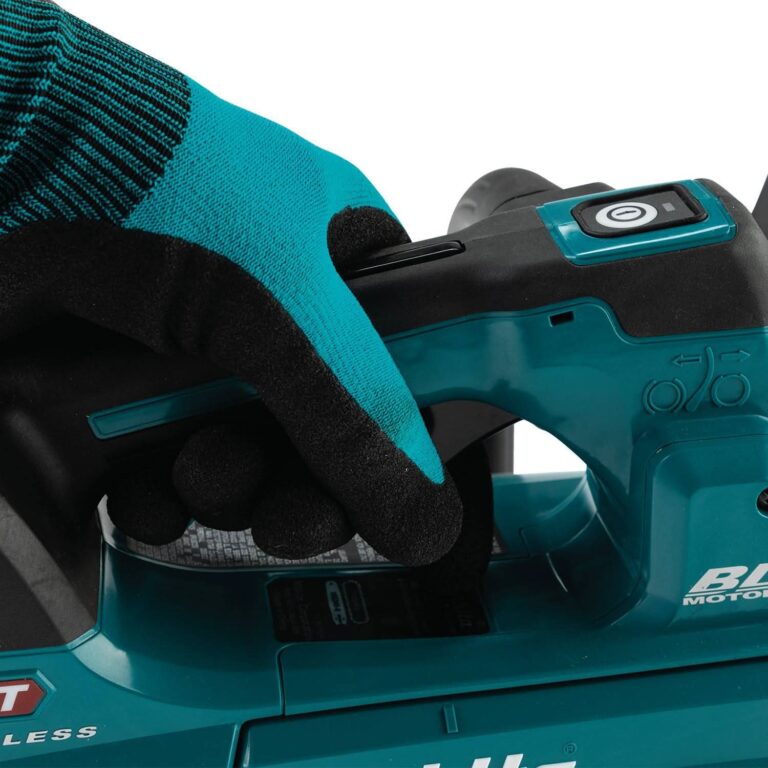 Makita GCU01Z 40V max XGT Brushless Cordless 12″ Top Handle Chain Saw, Tool Only