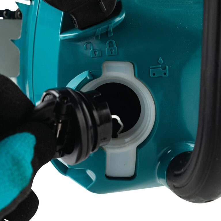 Makita GCU01Z 40V max XGT Brushless Cordless 12″ Top Handle Chain Saw, Tool Only