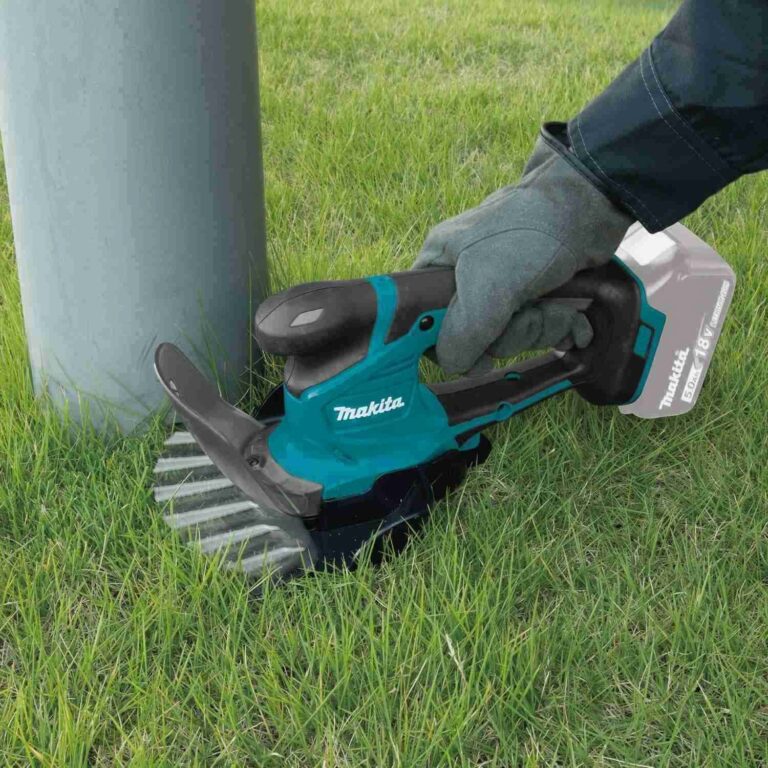 Makita MU04Z 12V max CXT Lithium-Ion Cordless Grass Shear, Tool Only