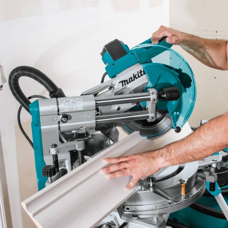 Makita LS1019L Corded 10″ Dual-Bevel Sliding Compound Miter Saw with Laser