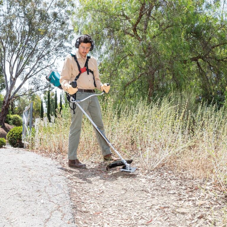 Makita XRU16Z 36V (18V X2) LXT Brushless Brush Cutter, Tool Only