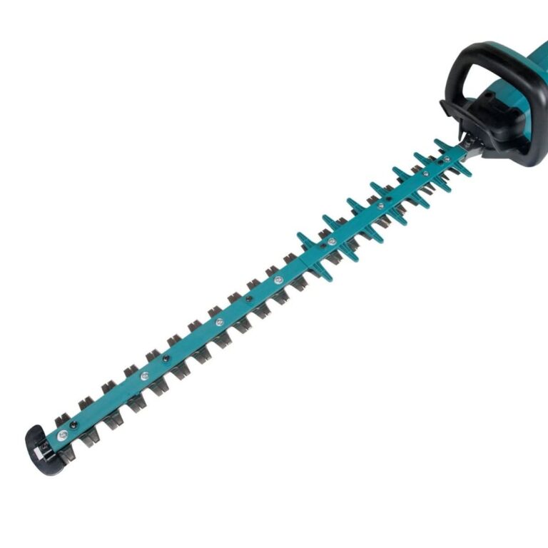 Makita GHU03M1 40V max XGT Brushless Cordless 30″ Hedge Trimmer Kit (4.0Ah)