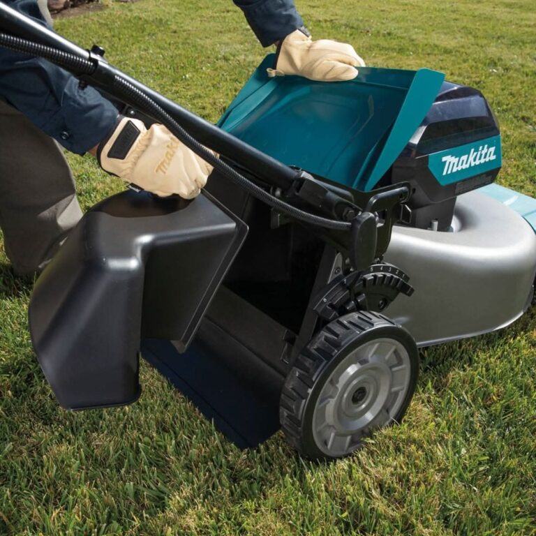 Makita GML01SM 40V max XGT Brushless 21″ Self-Propelled Commercial Lawn Mower Kit (4.0Ah)