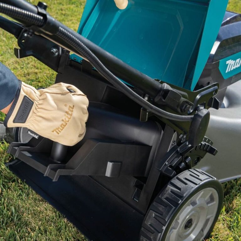 Makita GML01SM 40V max XGT Brushless 21″ Self-Propelled Commercial Lawn Mower Kit (4.0Ah)