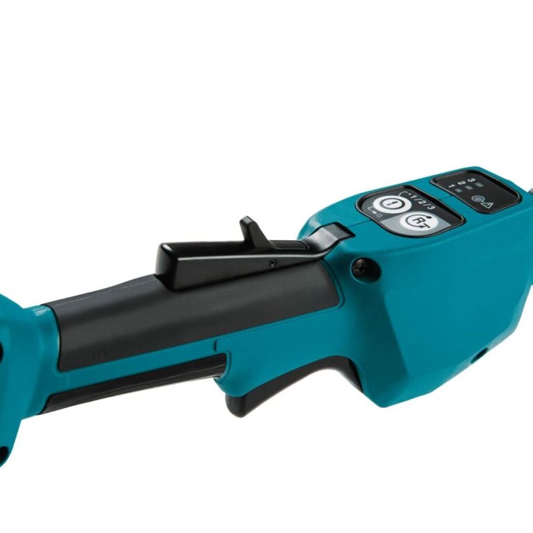 Makita GNU01Z 40V max XGT Brushless Cordless 24″ Articulating Pole Hedge Trimmer, Tool Only