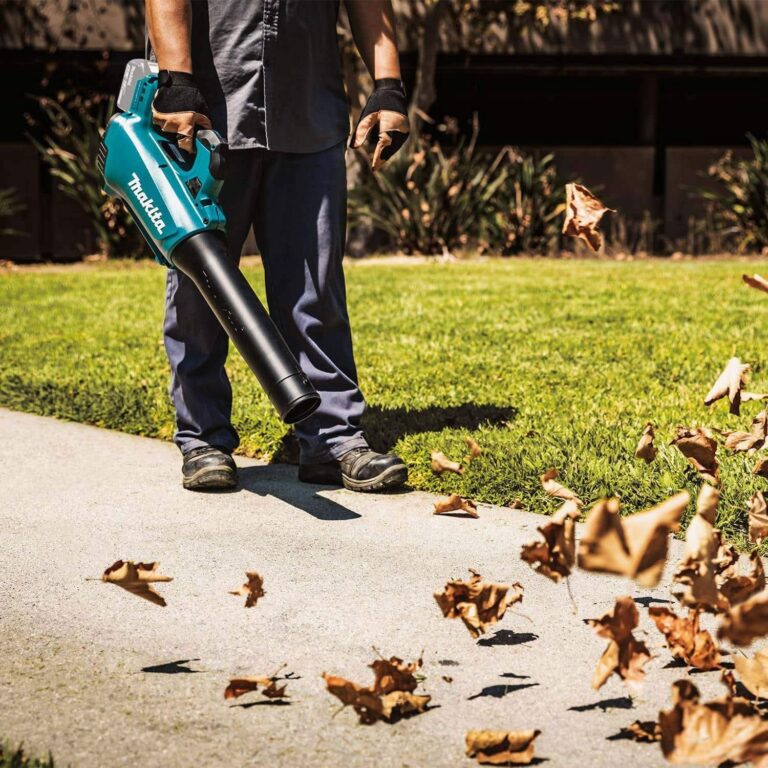 Makita XBU03Z 18V LXT 459-CFM 116-MPH Brushless Cordless Blower, Tool Only