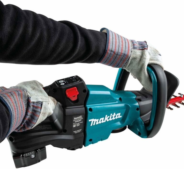 Makita XHU07T 18V LXT Lithium-Ion Brushless Cordless 24″ Hedge Trimmer Kit (5.0Ah)