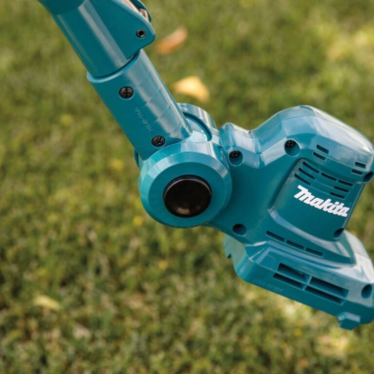 Makita XNU05Z 18V LXT Lithium-Ion Cordless 18″ Telescoping Articulating Pole Hedge Trimmer, Tool Only