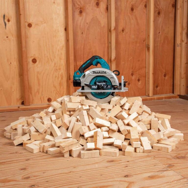 Makita XSH06PT 18V X2 LXT (36V) Brushless 7-1/4-Inch Circular Saw 5.0Ah Kit