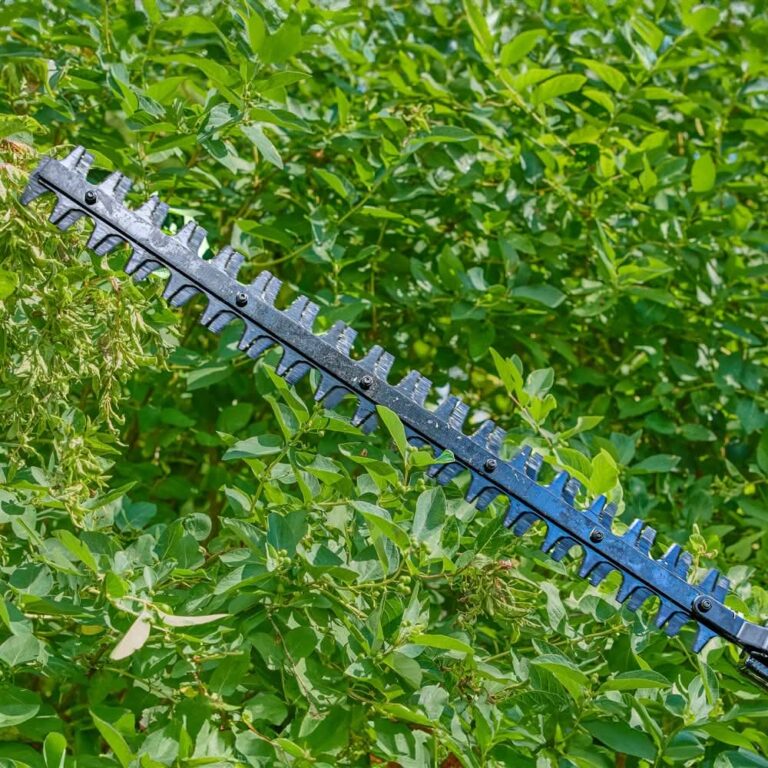 SKIL PHT2200 22 In. Hedge Trimmer Attachment