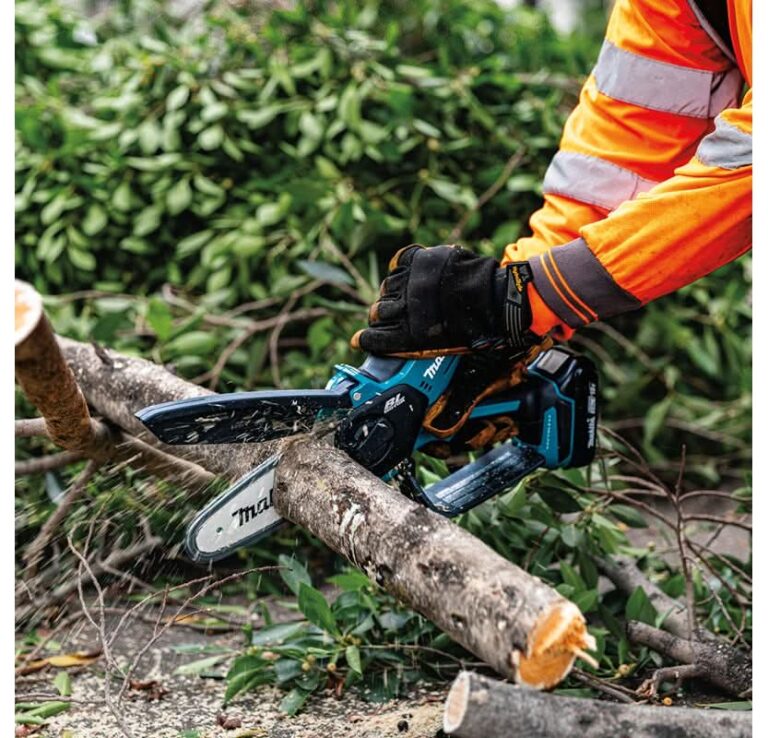 Makita XCU14SR1 18V LXT Lithium-Ion Brushless Cordless 6″ Pruning Saw Kit (2.0Ah)